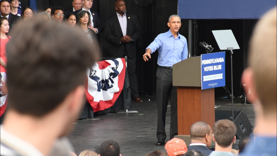 Obama visits Philadelphia to encourage voting