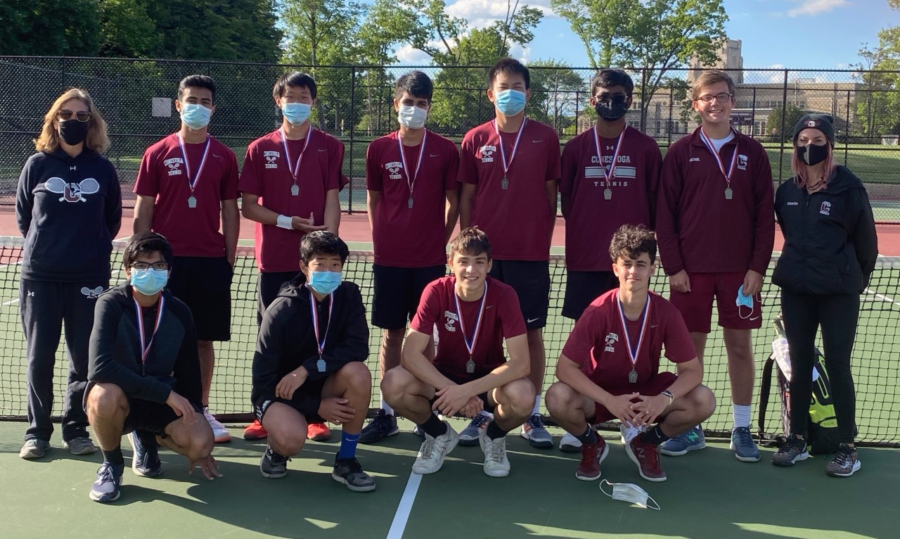 Strong team chemistry leads varsity tennis team to state semi-finals