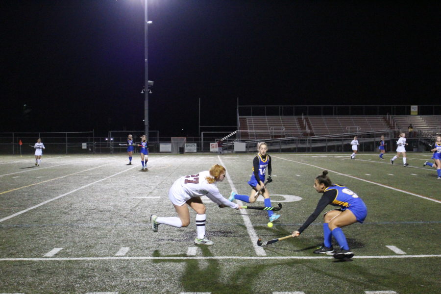 Girls field hockey proceeds to District One finals
