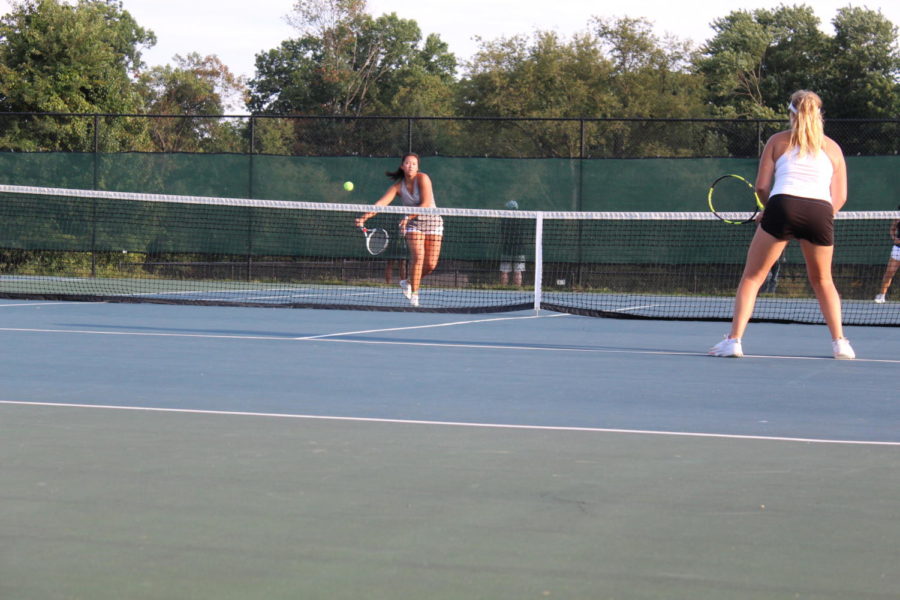 Girls+varsity+tennis+secures+another+victory