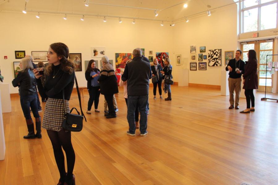 Draw-ing in a crowd: Wayne Art Center welcomes guests to Expressions of Radnor