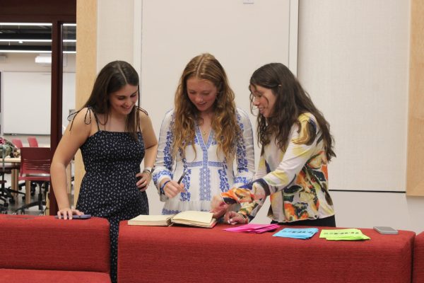 National Art Honor Society holds annual induction ceremony