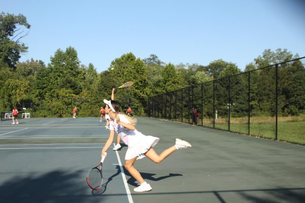 Girls tennis celebrates Senior Night with win over Penncrest