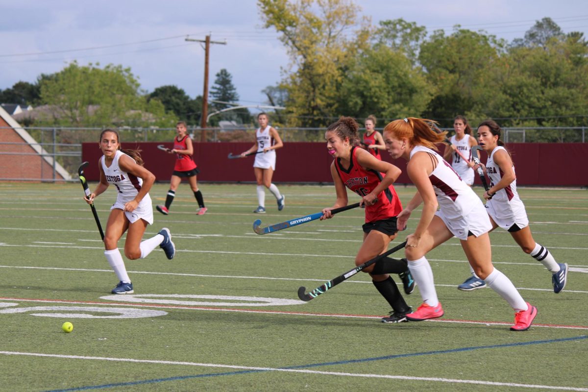 Field hockey triumphs over Harriton 7-1