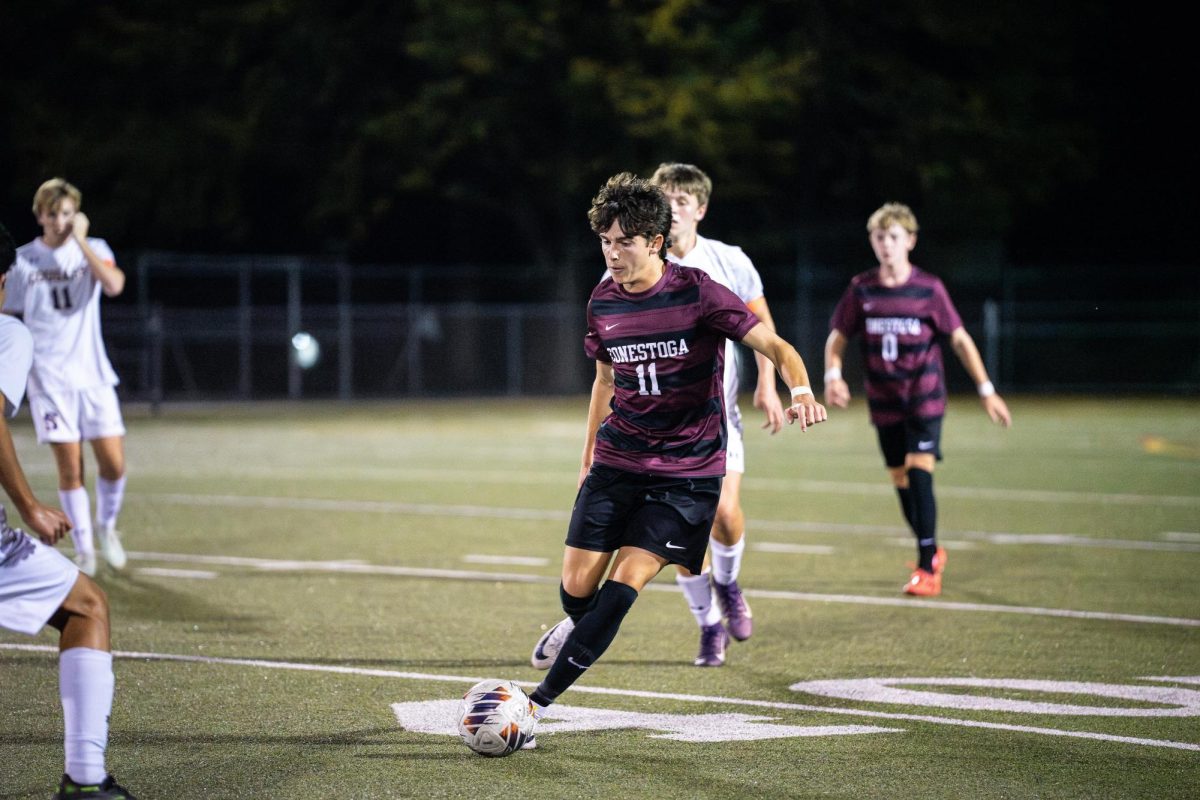 Boys soccer wins 3-2 against Springfield