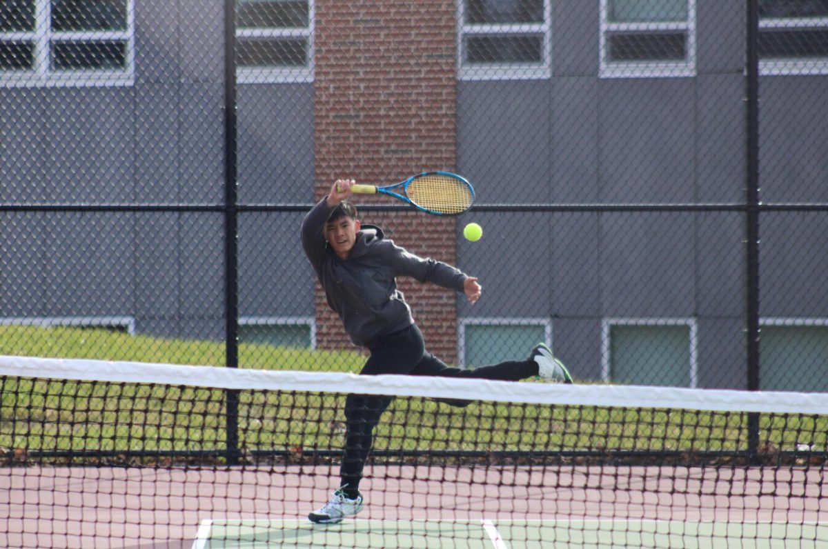 Boys tennis triumphs against Garnet Valley 7-0