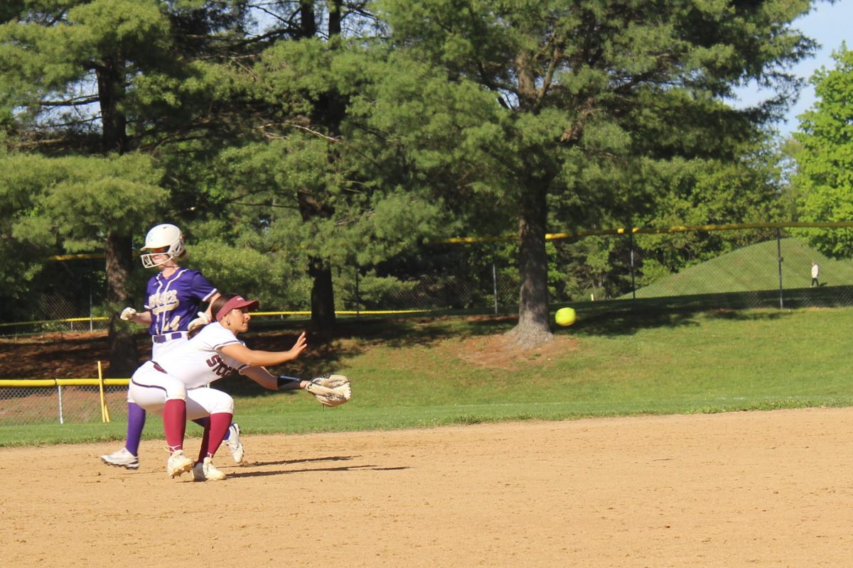 Girls softball celebrates Senior Night, defeats Upper Darby 10-0